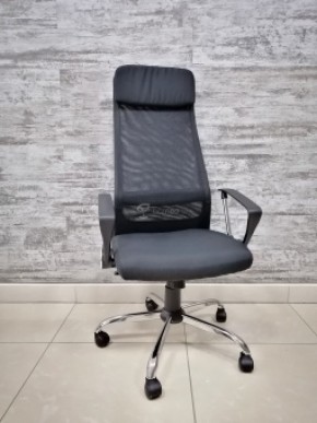 Кресло Barneo K-116 для персонала (черная ткань, черная сетка) в Асбесте - asbest.ok-mebel.com | фото