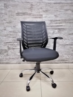 Кресло Barneo K-138 для персонала (черная ткань черная сетка) в Асбесте - asbest.ok-mebel.com | фото 1