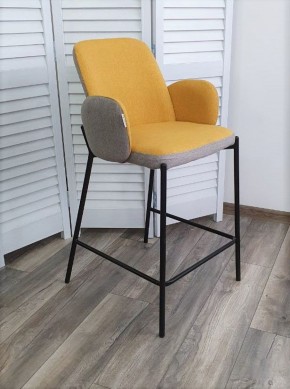 Полубарный стул NYX (H=65cm) VF106 желтый / VF120 серый М-City в Асбесте - asbest.ok-mebel.com | фото 3