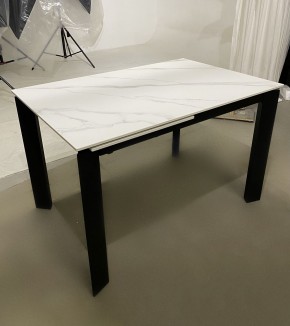 Стол CORNER 120 MATT WHITE MARBLE SOLID CERAMIC / BLACK, ®DISAUR в Асбесте - asbest.ok-mebel.com | фото 2